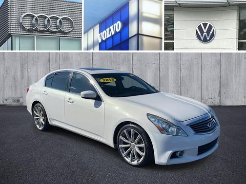 2013 INFINITI G37x Base