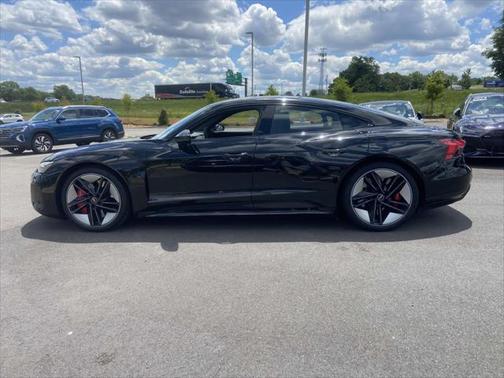 2022 Audi RS e-tron GT quattro