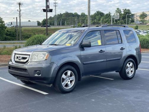 Polished Metal Metallic 2011 Honda Pilot LX