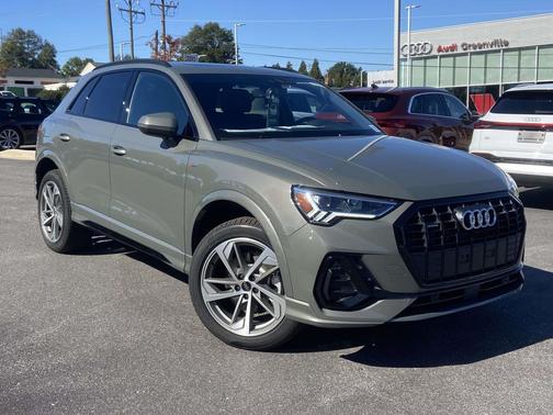 2025 Audi Q3 Premium 45 TFSI S line quattro Tiptronic