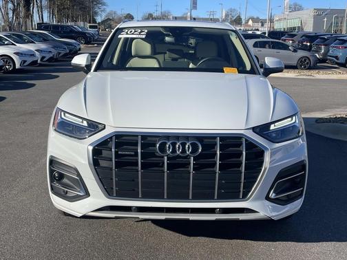 2022 Audi Q5 40 Premium