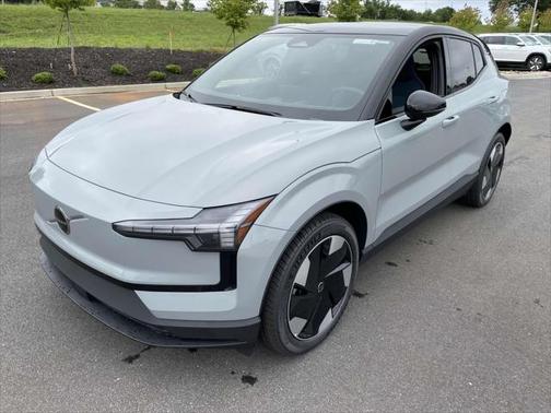 2025 Volvo EX30 Twin Motor Plus