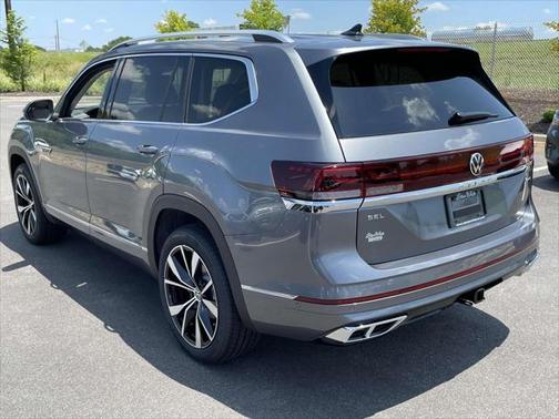 2025 Volkswagen Atlas 2.0T SEL Premium R-Line 4MOTION