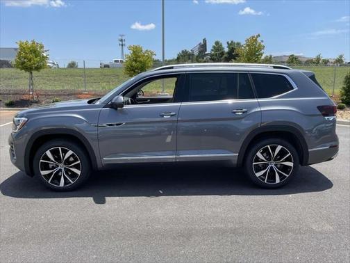 2025 Volkswagen Atlas 2.0T SEL Premium R-Line 4MOTION