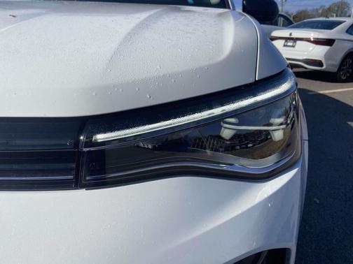 2026 Volkswagen Taos S