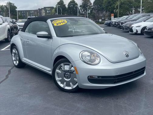 2016 Volkswagen Beetle 1.8T SEL
