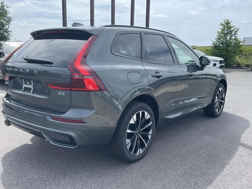 Forest Lake 2026 Volvo XC60 B5 Ultra