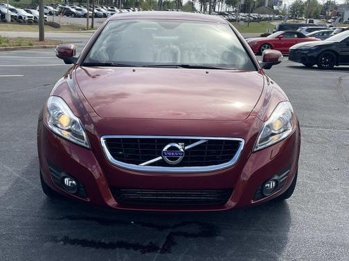 Flamenco Red Metallic 2012 Volvo C70 T5