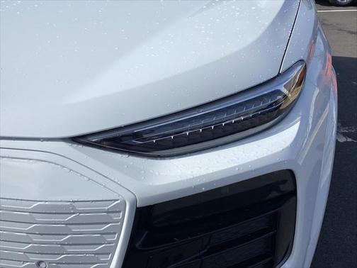 2025 Audi Q6 e-tron Premium Plus quattro
