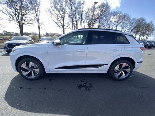 2025 Audi Q6 e-tron Premium Plus quattro