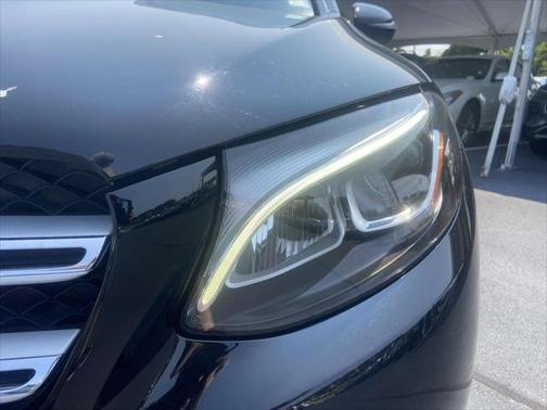 2018 Mercedes-Benz GLC 300 Base