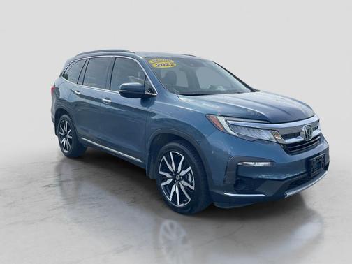 2022 Honda Pilot Touring 8-Passenger