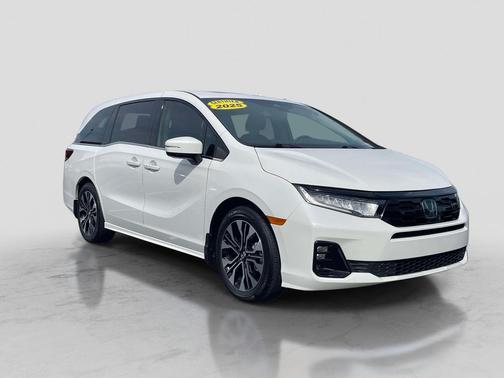 Platinum White Pearl 2025 Honda Odyssey Elite