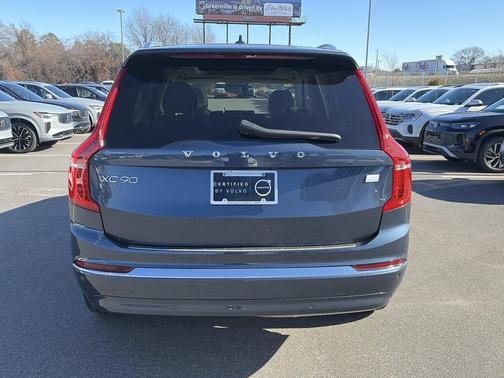 2024 Volvo XC90 Recharge Plug-In Hybrid T8 Plus Bright Theme 7-Seater