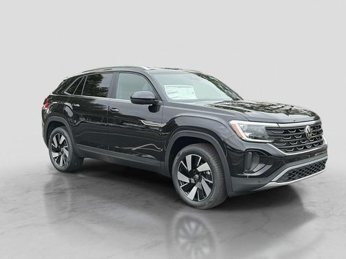 Deep Black Pearl 2026 Volkswagen Atlas Cross Sport 2.0T SE w/Technology
