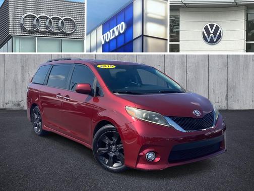 2015 Toyota Sienna SE