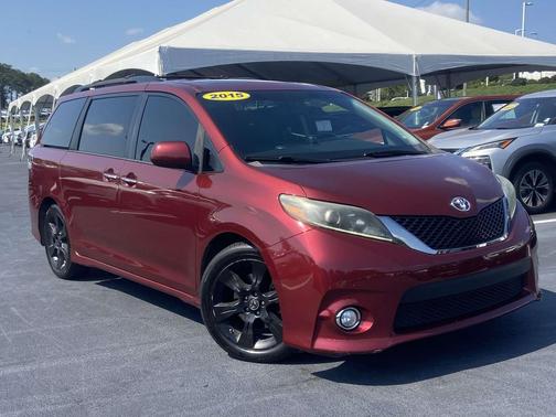 2015 Toyota Sienna SE