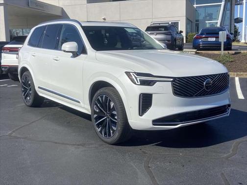 2025 Volvo XC90 Plug-In Hybrid T8 Ultra 7-Seater