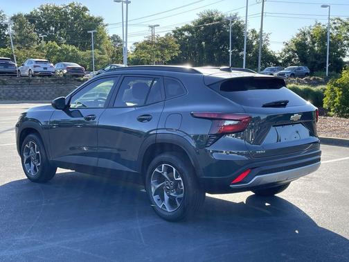 Cypress Gray 2025 Chevrolet Trax LT