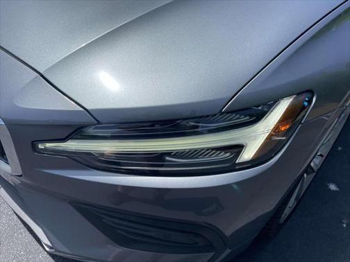 2019 Volvo S60 T6 Momentum