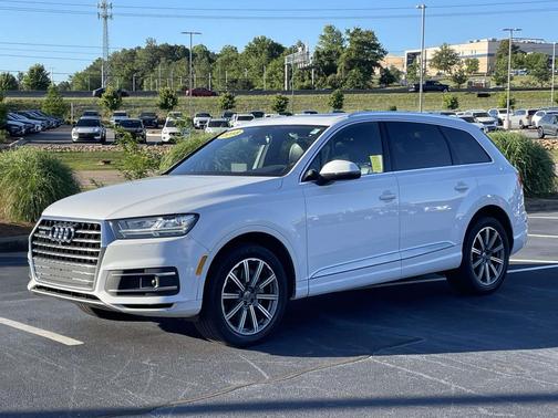 White 2018 Audi Q7 2.0T Premium Plus