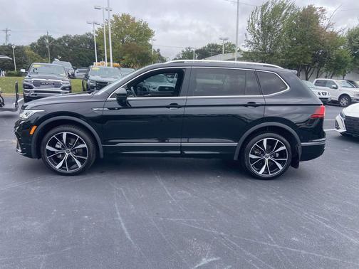 2024 Volkswagen Tiguan 2.0T SEL R-Line 4MOTION