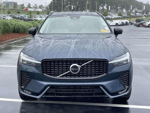Denim Blue Metallic 2025 Volvo XC60 B5 Core