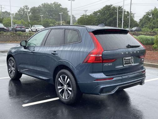Denim Blue Metallic 2025 Volvo XC60 B5 Core
