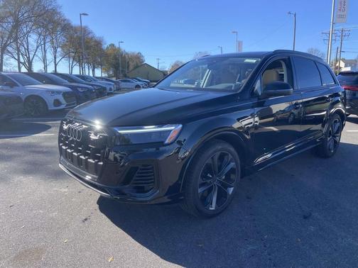 2026 Audi Q7 55 Premium Plus