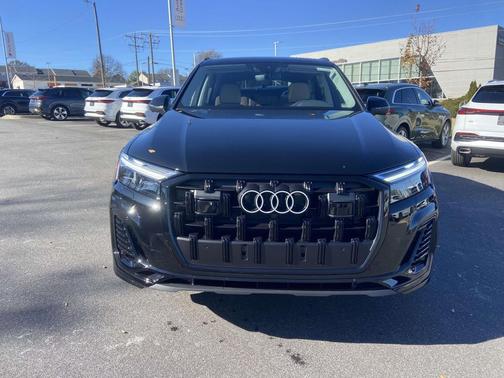 2026 Audi Q7 55 Premium Plus