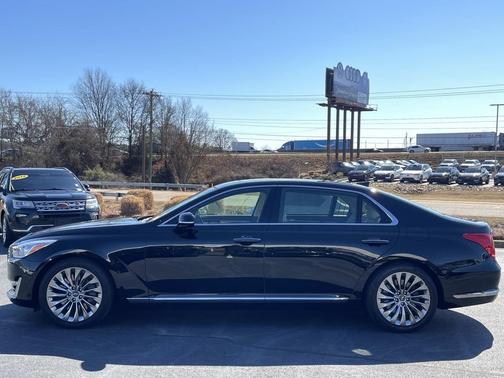 2017 Genesis G90 Premium
