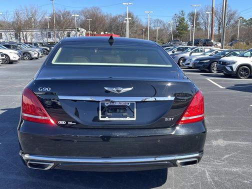 2017 Genesis G90 Premium