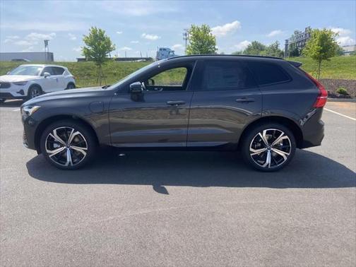2025 Volvo XC60 Plug-In Hybrid T8 Ultra