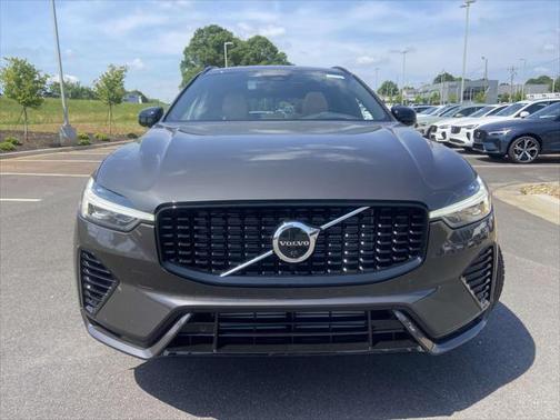 2025 Volvo XC60 Plug-In Hybrid T8 Ultra