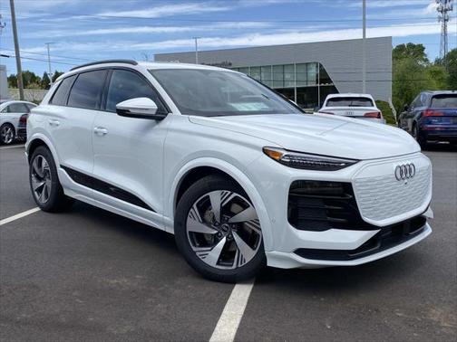 2025 Audi Q6 e-tron Prestige quattro
