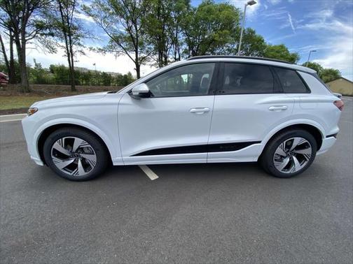 2025 Audi Q6 e-tron Prestige quattro
