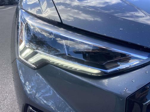 2025 Audi Q3 45 S line Premium Plus