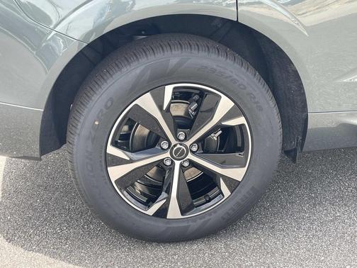 Forest Lake 2026 Volvo XC60 B5 Core