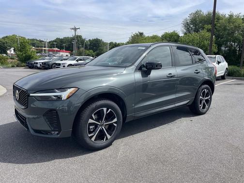 Forest Lake 2026 Volvo XC60 B5 Core