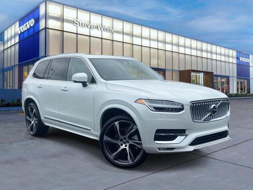 2025 Volvo XC90 B5 Ultra