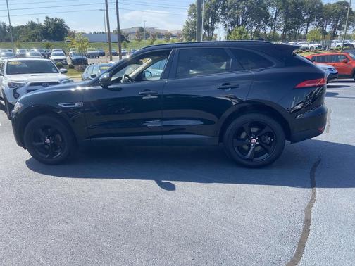2018 Jaguar F-PACE 25t Premium