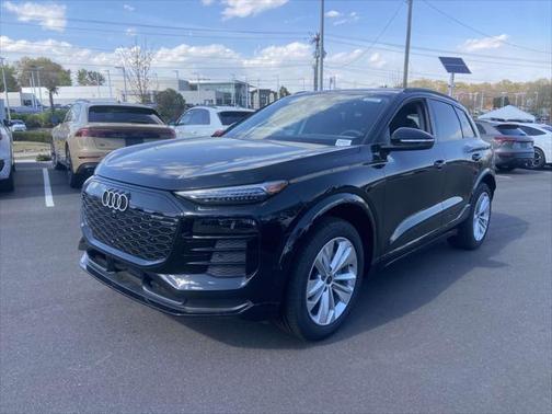 2025 Audi Q6 e-tron Premium Plus