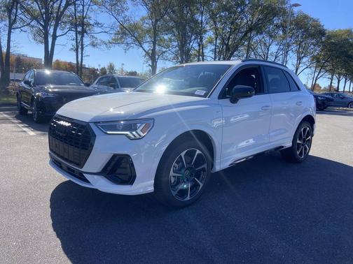 2025 Audi Q3 45 S line Premium Plus