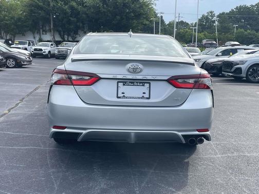 Celestial Silver Metallic 2024 Toyota Camry SE