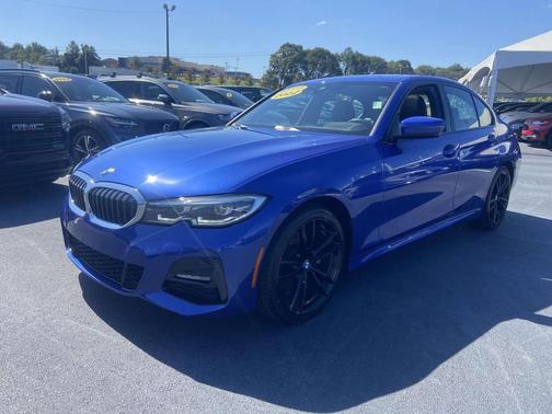 2022 BMW 330 xDrive