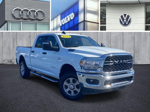 2023 RAM 2500 Big Horn Crew Cab 4x4 6'4' Box