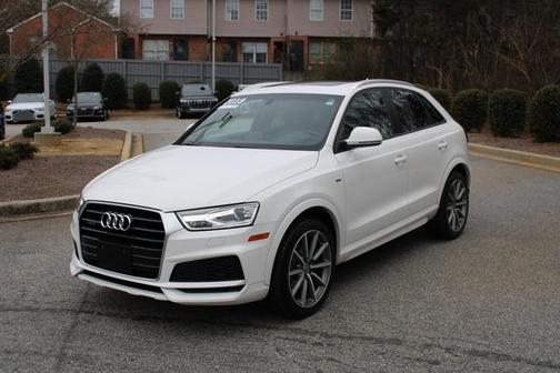 Cortina White 2018 Audi Q3 2.0T Premium