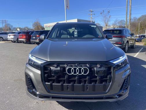 2026 Audi Q7 55 Premium Plus