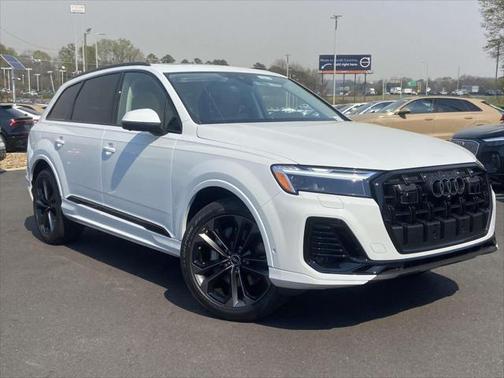 2025 Audi Q7 55 Premium Plus