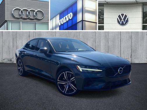 2021 Volvo S60 Recharge Plug-In Hybrid T8 R-Design